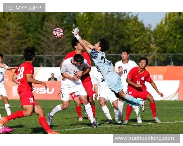 智利大学与达伽玛的激烈对决揭示足球战术与团队精神的较量