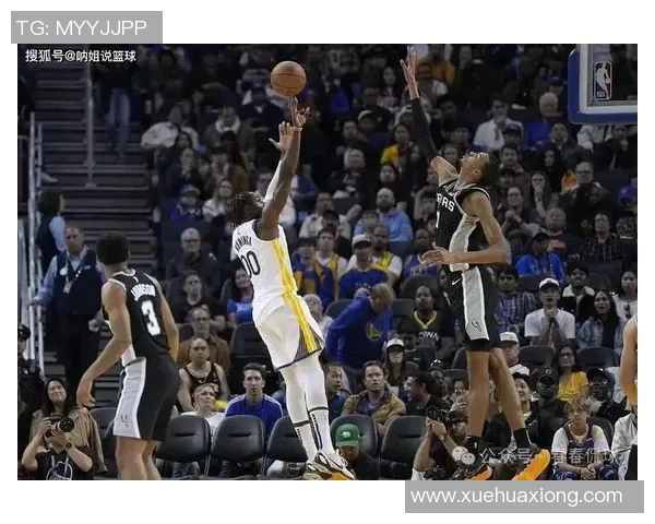 文班亚马首场比赛表现惊艳五次盖帽并成功隔扣字母哥引发热烈讨论