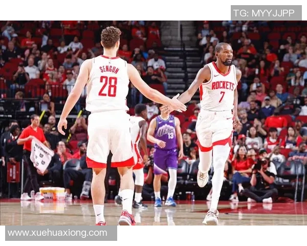 火箭队与活塞队精彩对决NBA免费直播全程回放与分析 火箭队与活塞队精彩对决NBA免费直播全程回放与分析