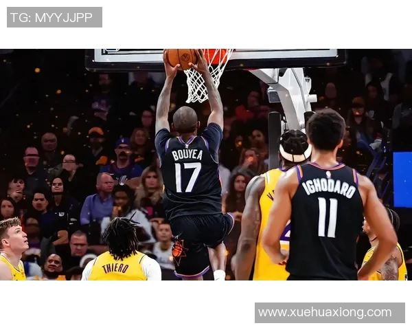 湖人对决快船圣诞大战直播全程回顾与精彩瞬间分析
